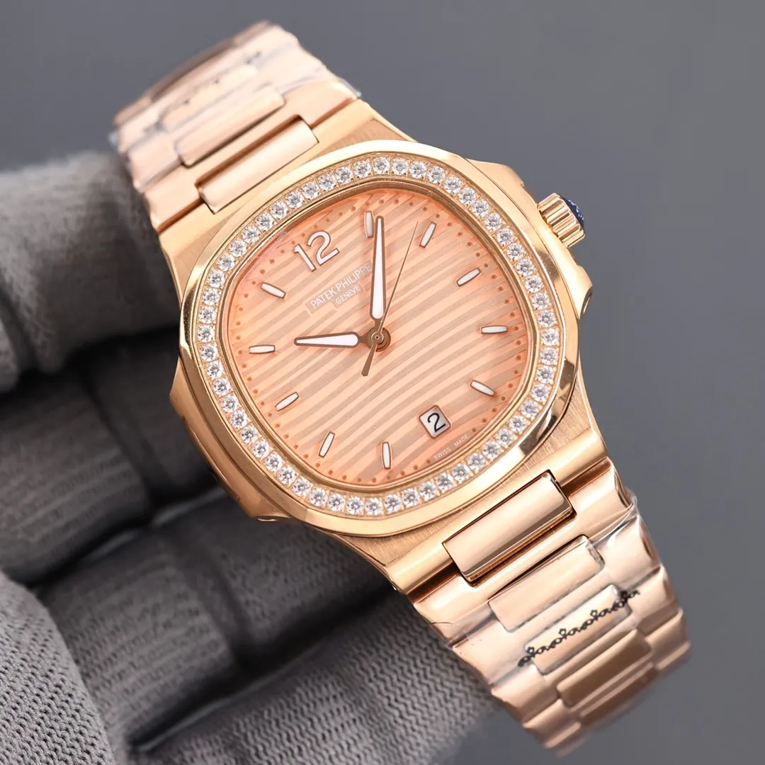 【High-end replica】💰1920! Patek Philippe Nautilus co-branded Tiffany series global limited edition has arrived🔥It is still the Tt factory's professional quality assurance and high cost performance🎈🎈 [PATEK PHILIPPE] Patek Philippe Elegant Sports Series 5711/1A Nautilus, the king of steel watches, the best detoxification solution on the Internet! Details: 1⃣️With customized Citizen 8215 automatic movement. 2⃣️316L customized ergonomic watch strap! 3⃣️The beads in the steel belt are diamond-shaped, which is consistent with the original product. 4⃣️Diameter 40 mm. Wearing 5711/1A not only shows youthful vitality, but also exudes a strong sense of calmness from the inside out. It is a well-deserved "King of Steel Watches"! Tt factory welcomes your tasting!